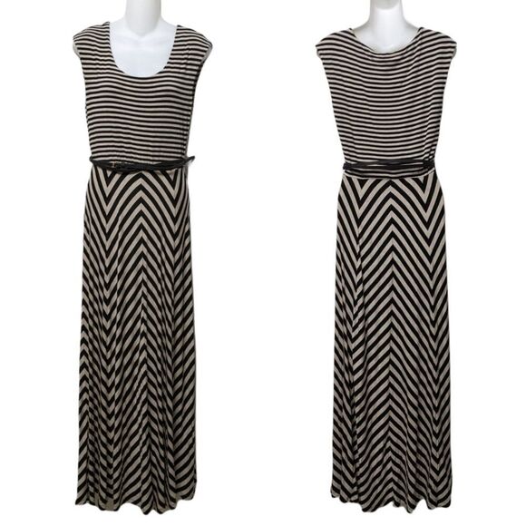 CALVIN KLEIN Striped Soft Belted Maxi Dress 6 - Picture 1 of 9
